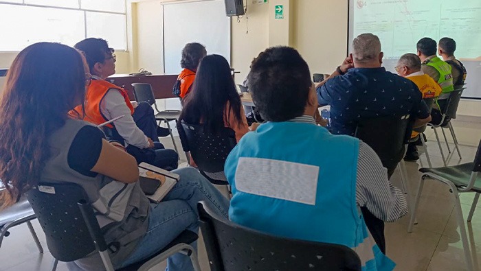 Personal de Gestión del Riesgo de Desastres de Lince se capacita para fortalecer la respuesta ante emergencias