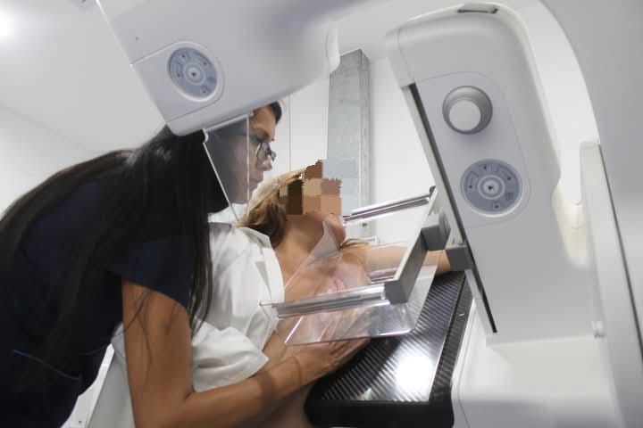 Hospital II-2 de Sullana estrena mamógrafo digital 3D que permite diagnosticar el cáncer en 20 segundos