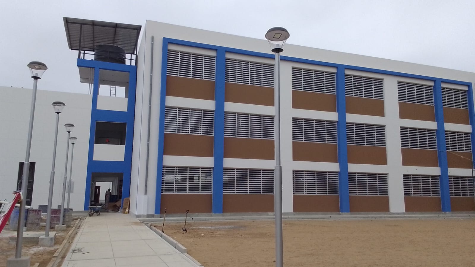Más de mil alumnos del colegio Selmira de Varona disfrutan de ambientes con altos estándares de calidad gracias al GORE