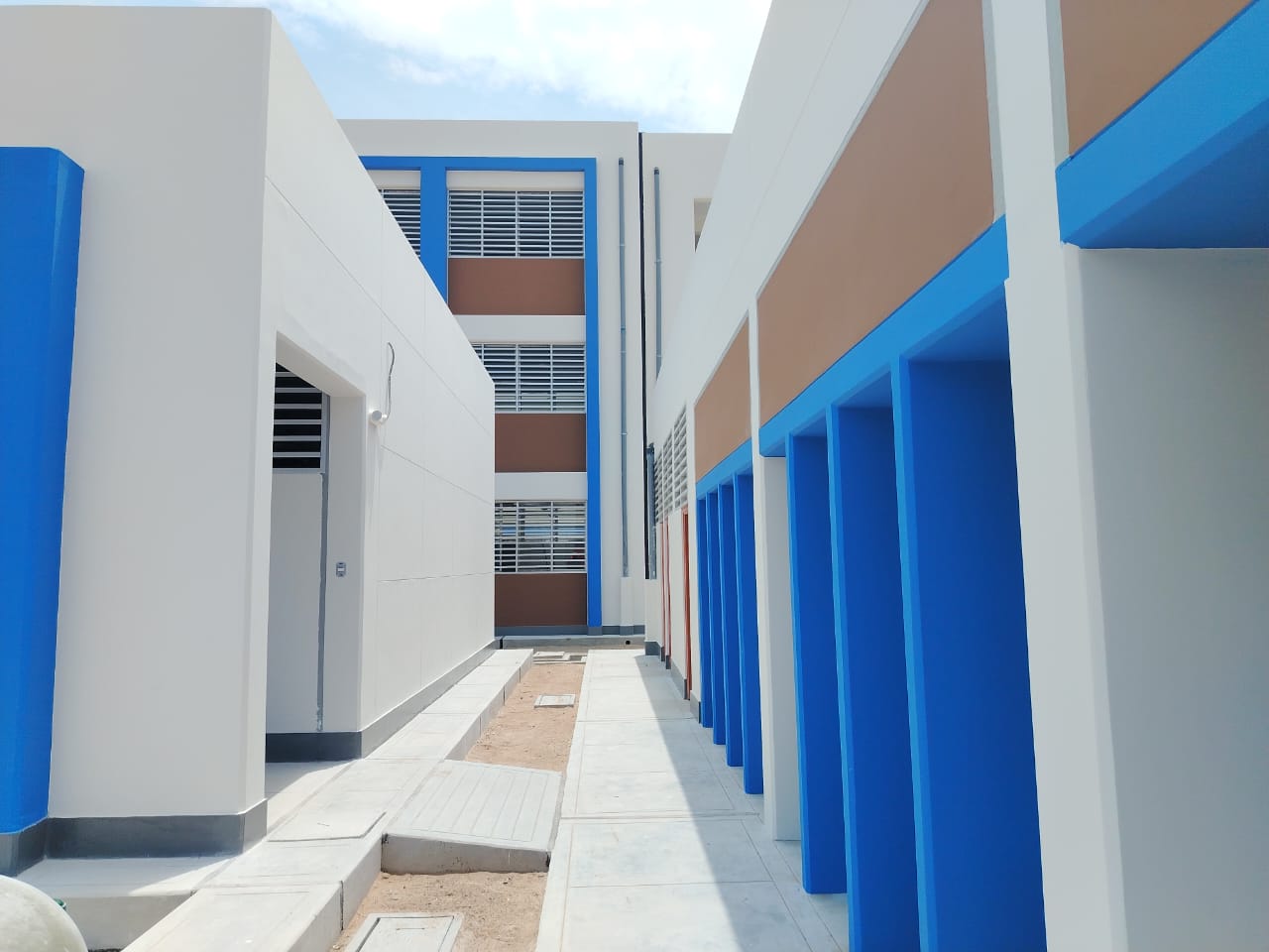 Más de mil alumnos del colegio Selmira de Varona disfrutan de ambientes con altos estándares de calidad gracias al GORE