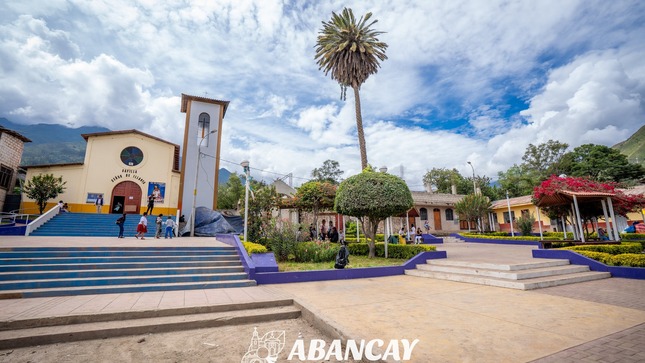 ✅️ Vive con nosotros el III Festival Gastronómico y Artesanal por Semana Santa desde la Plazuela Casa Hacienda de Illanya.
