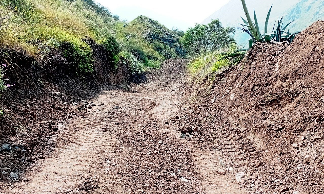 Apoyo maquinaria Moyoc