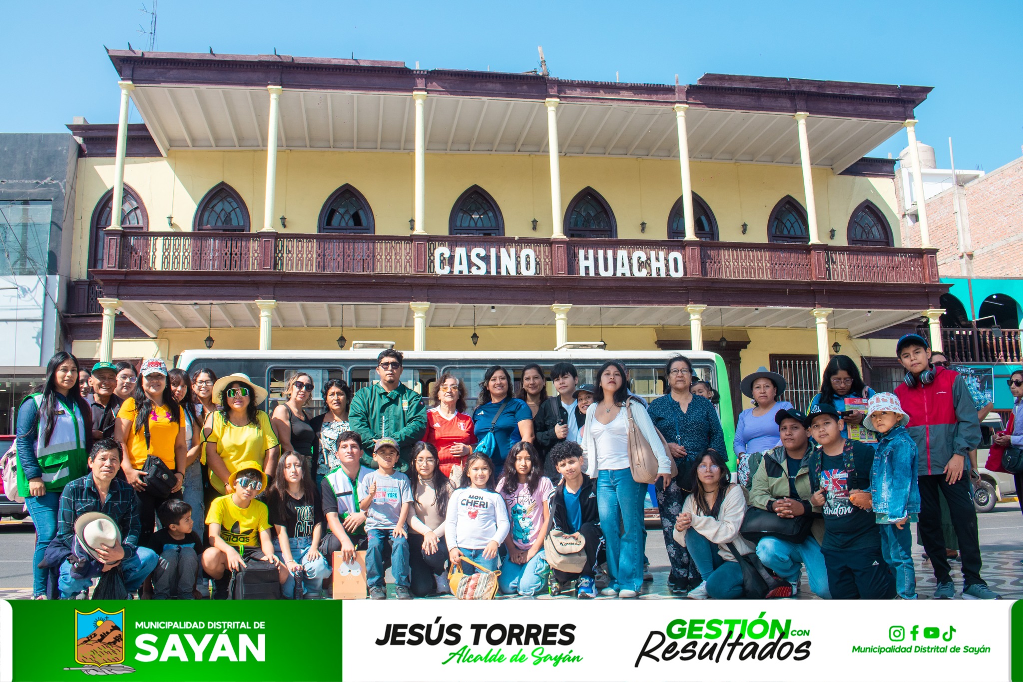 𝗙𝗔𝗠𝗜𝗟𝗜𝗔𝗦 𝗣𝗔𝗥𝗧𝗜𝗖𝗜𝗣𝗔𝗡 𝗘𝗡 𝗘𝗟 “𝗧𝗢𝗨𝗥 𝗗𝗘 𝗙𝗘 𝗬 𝗧𝗥𝗔𝗗𝗜𝗖𝗜Ó𝗡” 𝗥𝗘𝗖𝗢𝗥𝗥𝗜𝗘𝗡𝗗𝗢 𝗜𝗚𝗟𝗘𝗦𝗜𝗔𝗦 𝗬 𝗣𝗥𝗢𝗗𝗨𝗖𝗧𝗢𝗥𝗘𝗦 𝗟𝗢𝗖𝗔𝗟𝗘𝗦