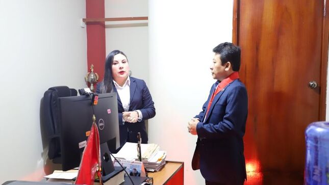 El presidente de la Corte Yonne Li Córdova verificó labor de juzgados de emergencia de Ayabaca a cargo de los jueces Carlos Lindo y Anny Salazar