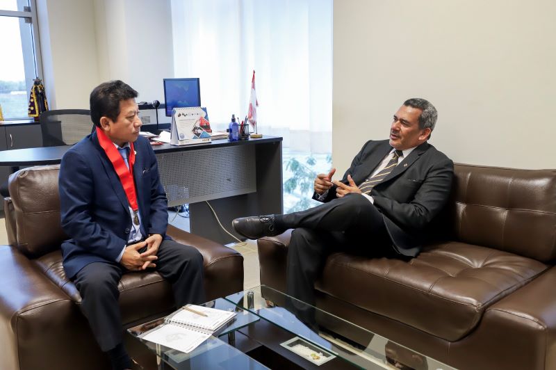 El presidente de la Corte Pedro Li se reunió con el coordinador del Programa Nacional Auroa de Piura