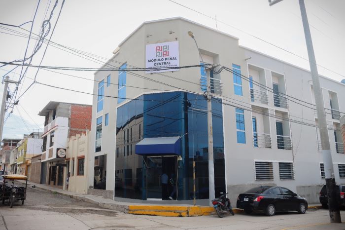Los jueces del juzgado Colegiado están laborando en la nueva sede temporal de calle Gálvez