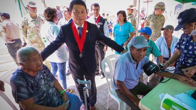 
Gran cantidad de adultos mayores se beneficiaron con atención médica y atención de programa Pensión 65