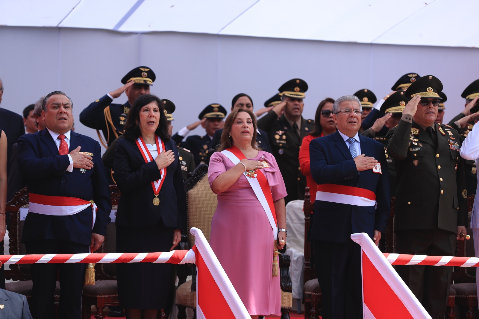 Presidenta Boluarte lideró ceremonia por 28 aniversario de operación Chavín de Huántar