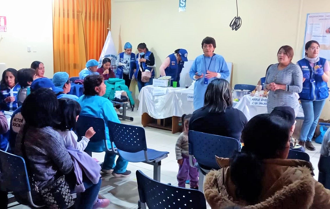 charlas demostrativa para combatir la anemia infantil