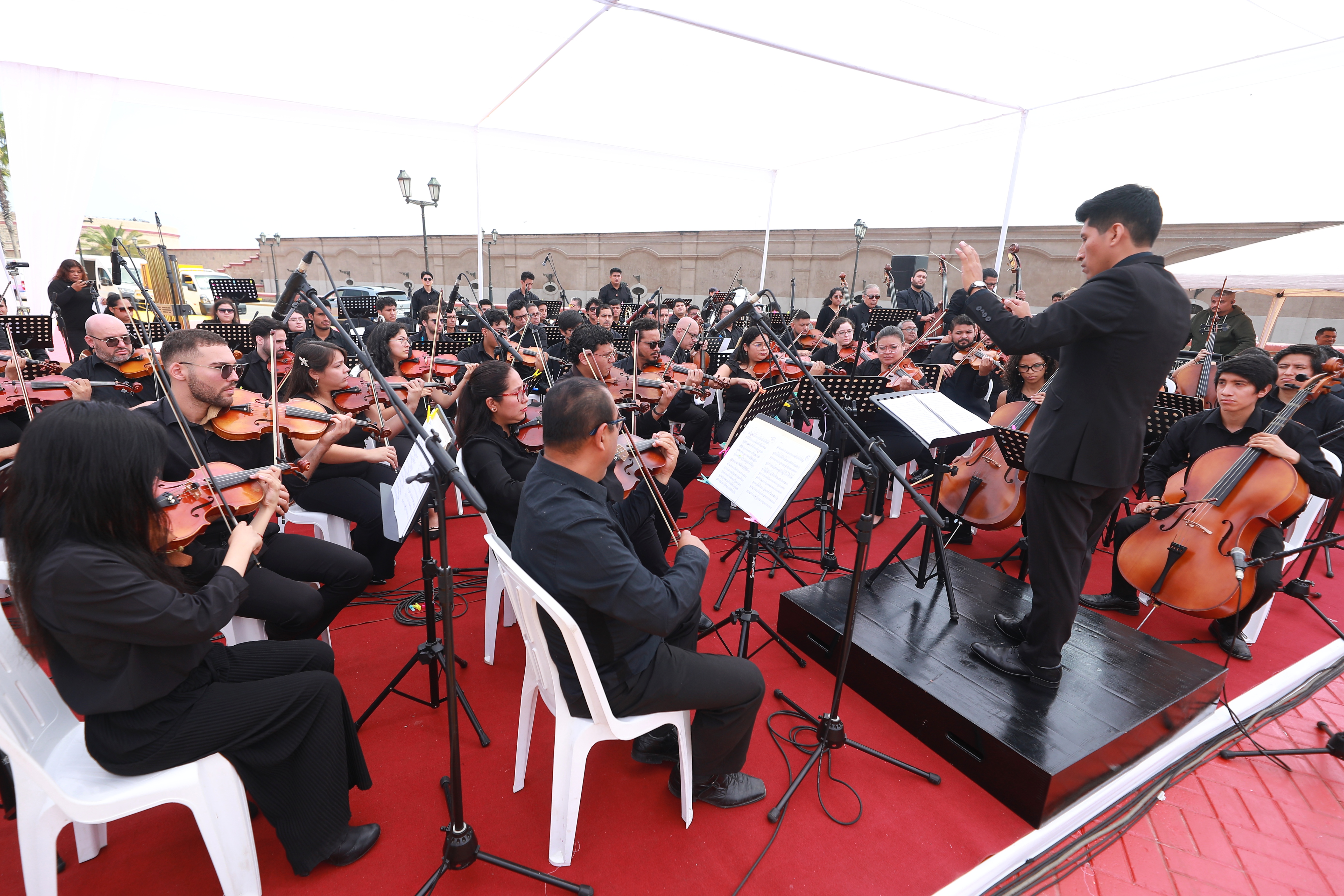 Con emoción, alegría y orgullo, el Callao festejó sus 168 años como Provincia Constitucional