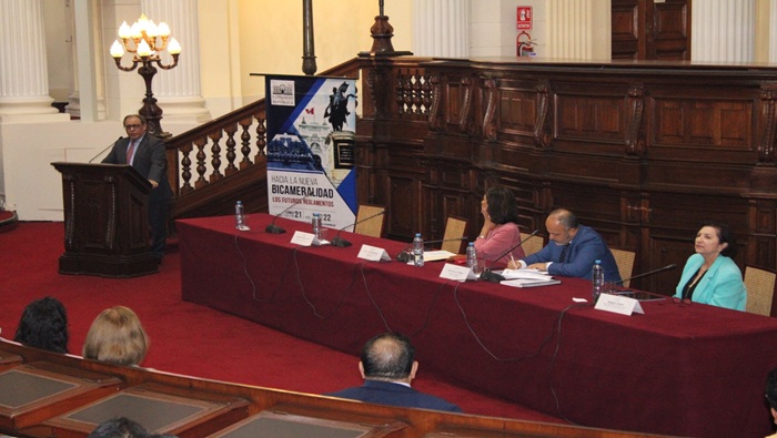 Magistrado del TC Gustavo Gutiérrez expuso en mesa de trabajo “Hacia la nueva bicameralidad” realizada en el Congreso de la República