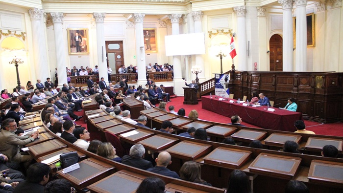 Magistrado del TC Gustavo Gutiérrez expuso en mesa de trabajo “Hacia la nueva bicameralidad” realizada en el Congreso de la República