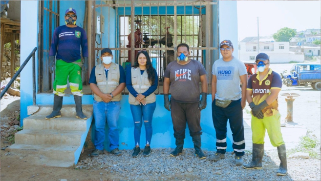 Foto, Instalan nueva bomba en caseta de rebombeo de alcantarillado 