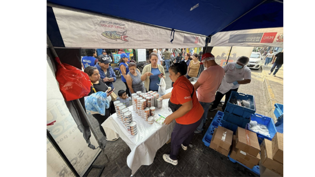 En esta feria, nuestros vecinos pudieron adquirir pescado bonito y jurel a precios módicos, además de conservas de pescado económicas, todo en beneficio de la alimentación saludable y accesible para las familias agustinianas.
La actividad se realizó en el Mercado Catalán, llevando productos frescos y de calidad a precios al alcance de todos.

¡Seguimos trabajando por ti y tu familia!