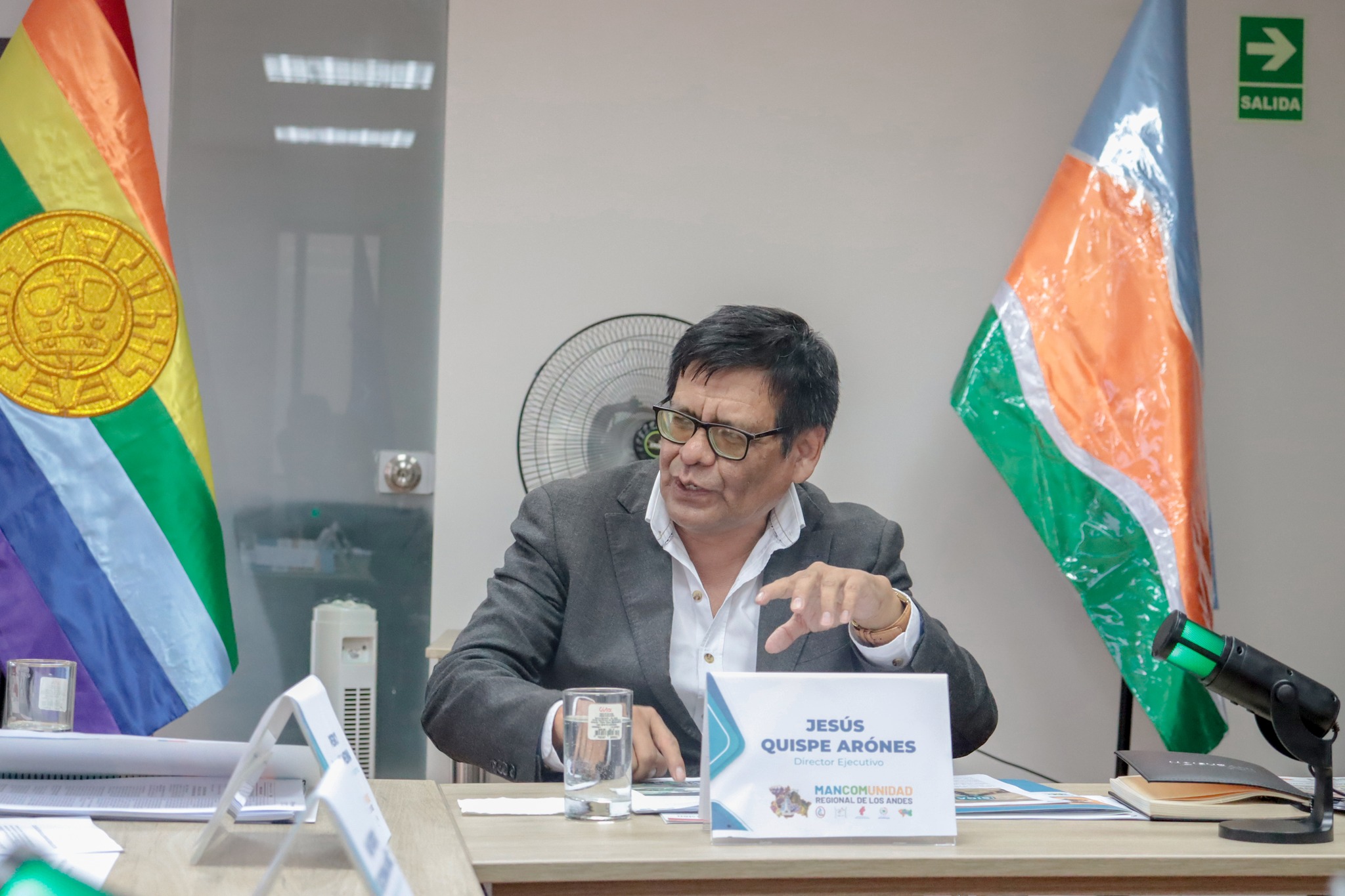 Exposición del Director Ejecutivo de la Mancomunidad Regional ante el comité Ejecutivo.