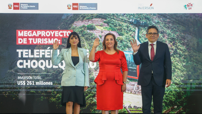 Presidenta Boluarte lanza proyecto Choquequirao y anuncia inversión por US$ 17 000 millones para impulsar megaobras