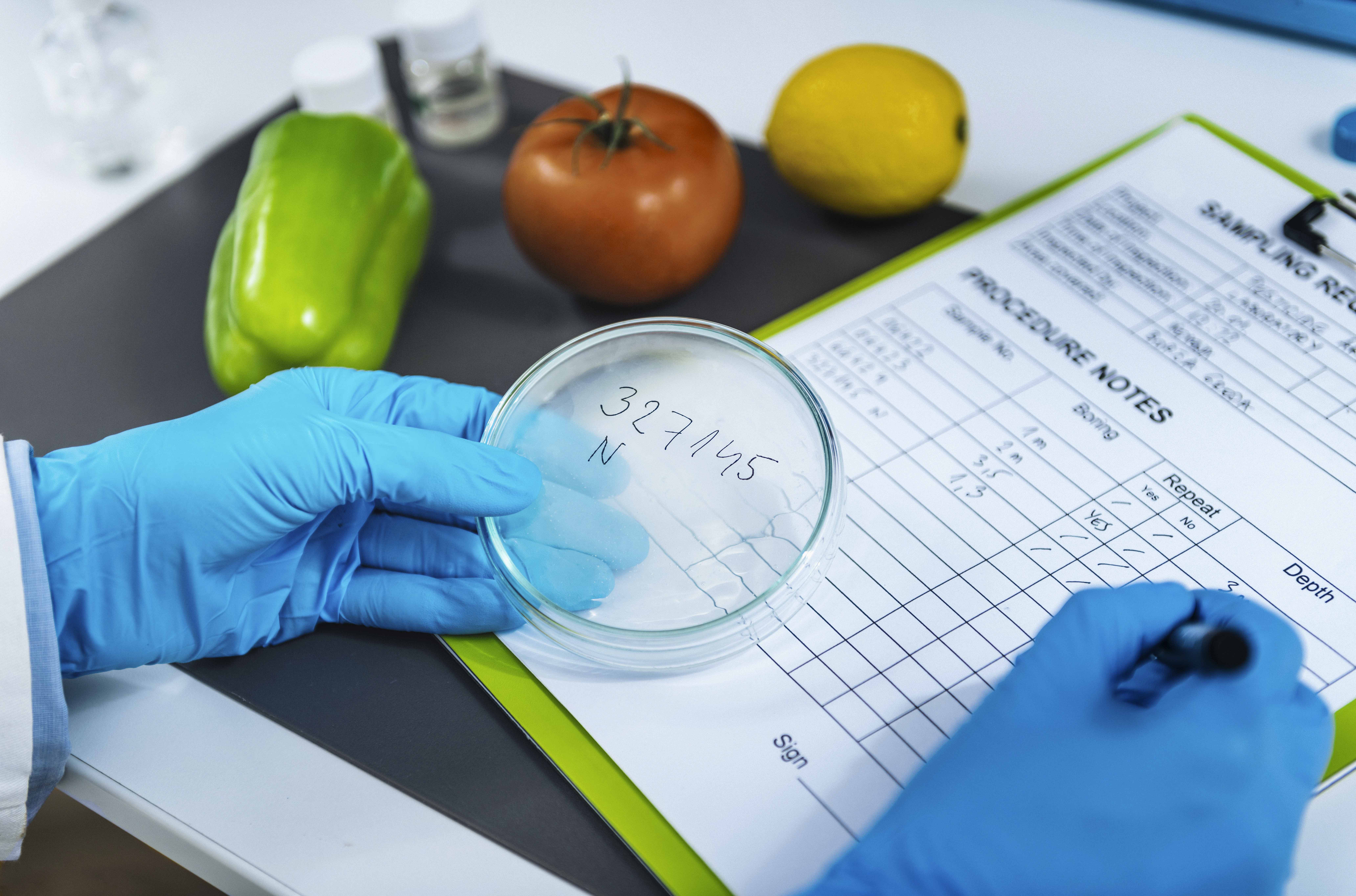 Inacal aprueba nuevas Normas Técnicas para fortalecer la calidad en los sectores alimentario, biotecnológico y tecnológías de la información