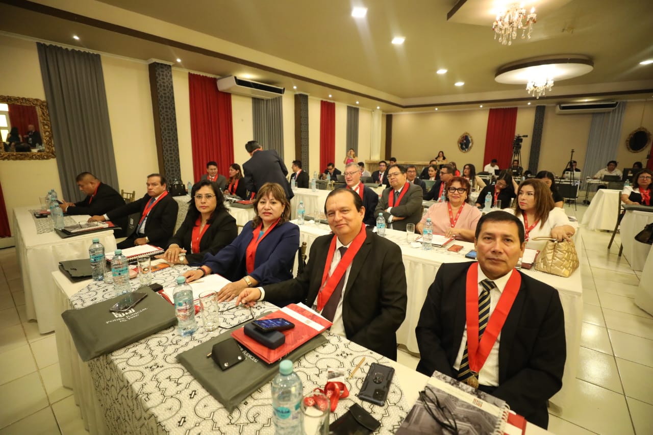 Presidente y jueces superiores de la CSJU participan en el Pleno Jurisdiccional Nacional Penal y Procesal Penal 2025 en Iquitos (2)