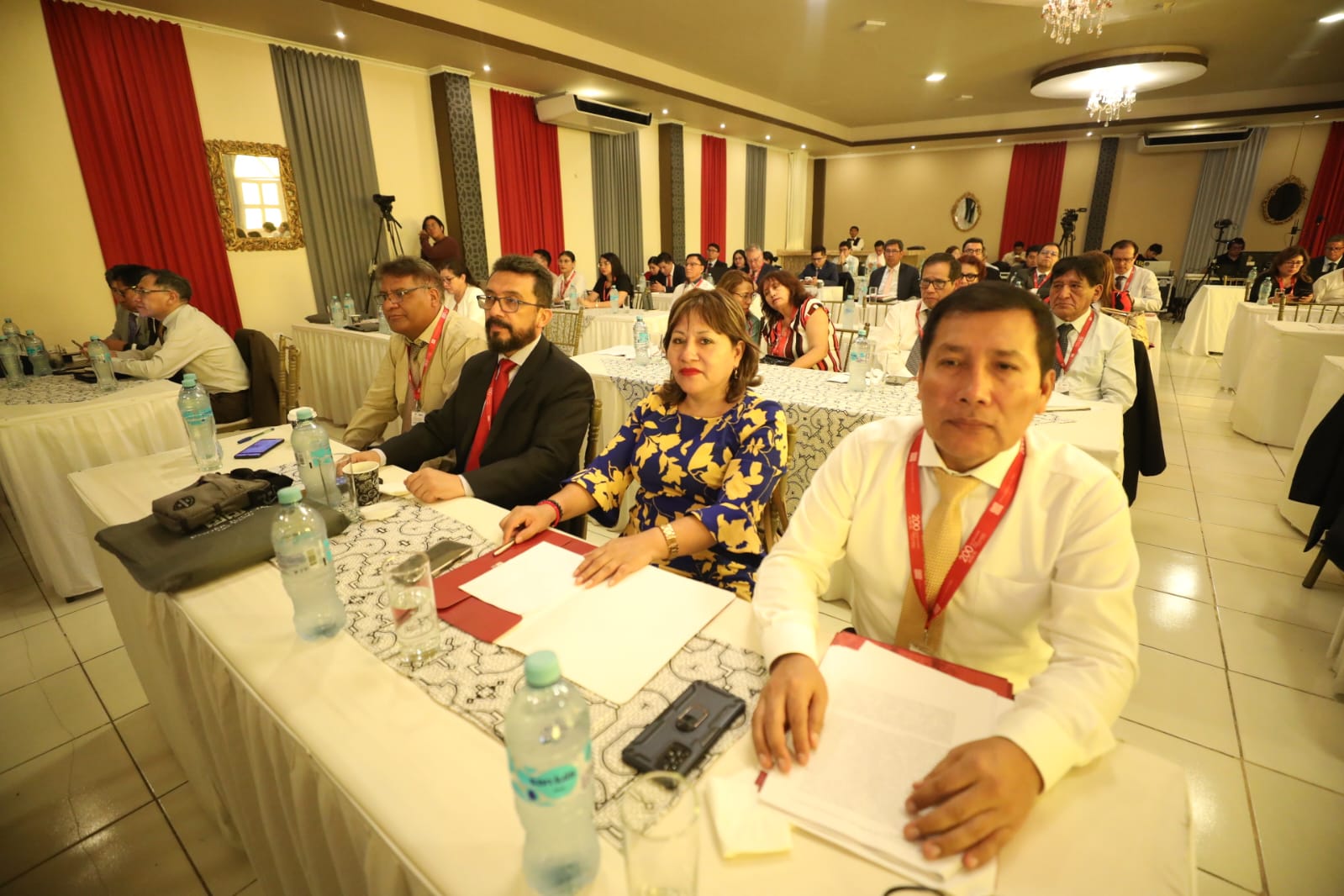 Presidente y jueces superiores de la CSJU participan en el Pleno Jurisdiccional Nacional Penal y Procesal Penal 2025 en Iquitos (1)