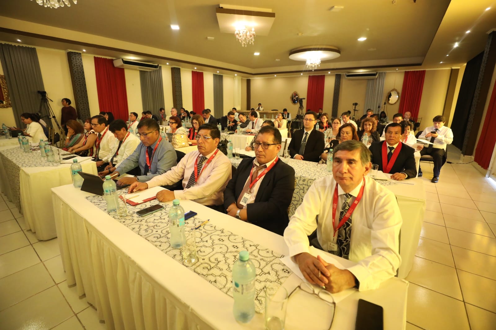 Presidente y jueces superiores de la CSJU participan en el Pleno Jurisdiccional Nacional Penal y Procesal Penal 2025 en Iquitos (3)