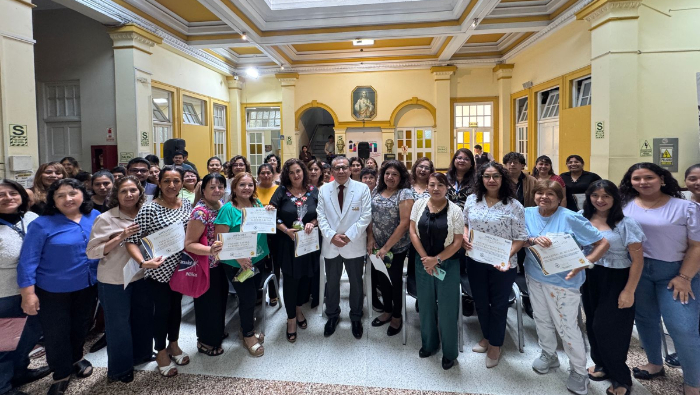 Día de la Secretaria: INSN reconoce labor de más de 120 trabajadoras de la institución