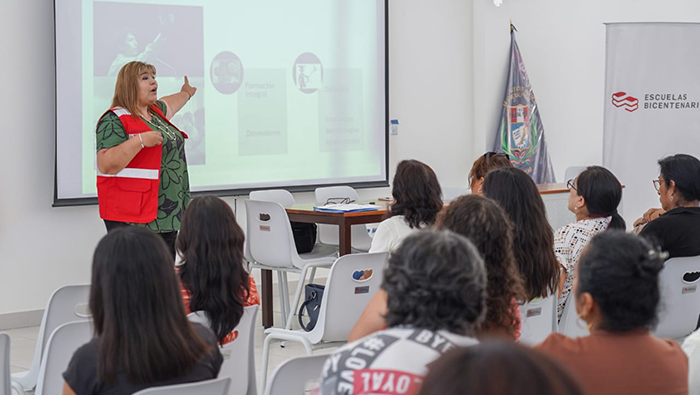 04 Taller sobre nueva infraestructura y aulas flexibles en la EB General Prado