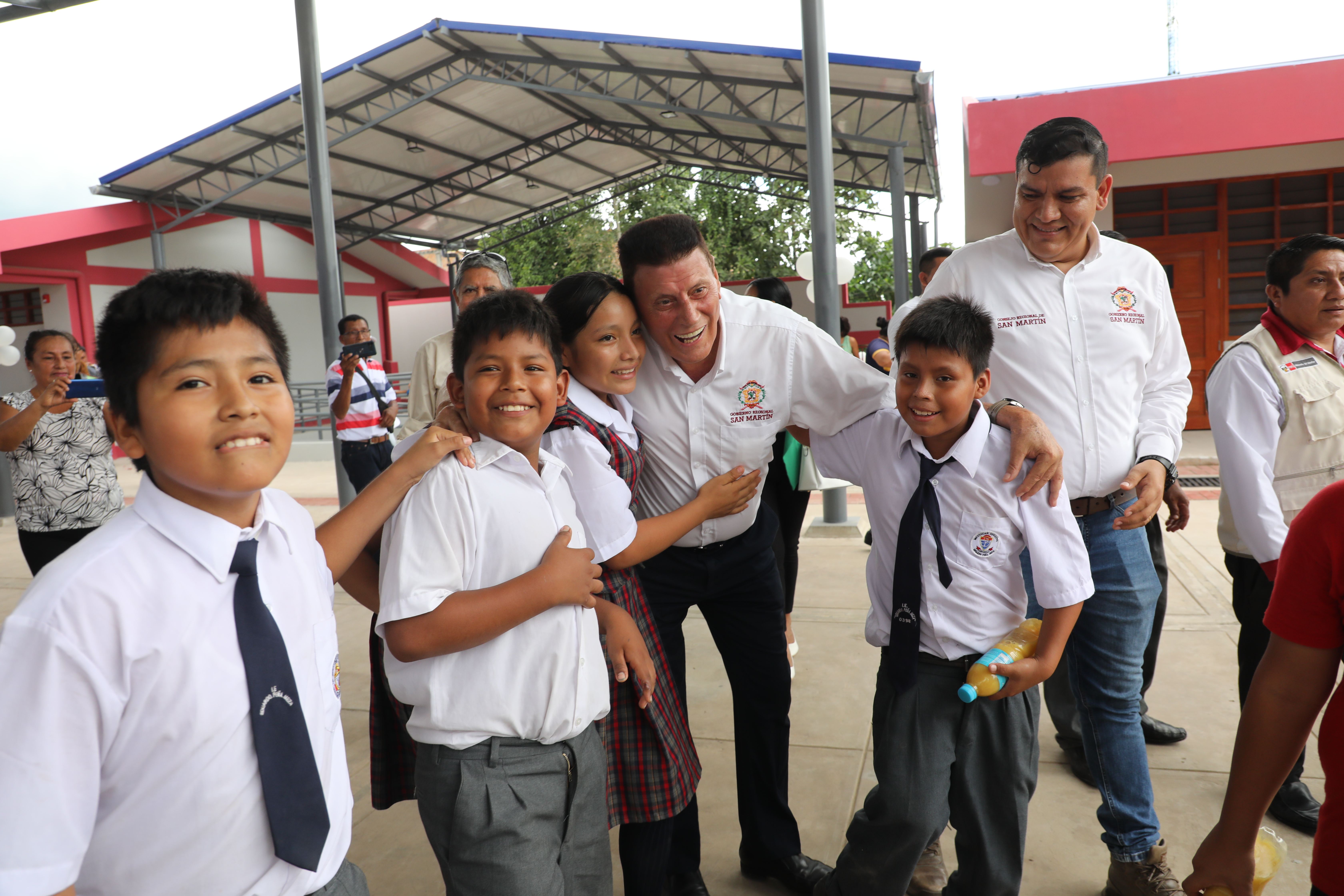 Más de mil estudiantes de Juanjuicillo se benefician con obras del Goresam