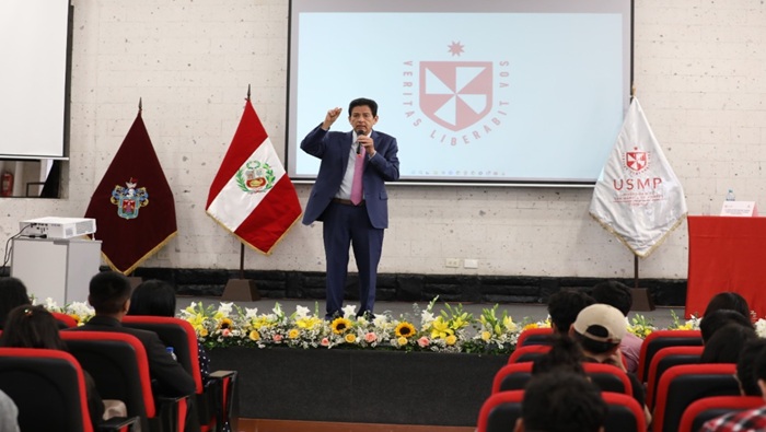 Magistrados del TC Francisco Morales y Pedro Hernández disertaron como panelistas en la conferencia La Reforma Judicial en México realizada en Arequipa