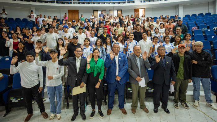 Directora ejecutiva del Pronabec participó en ceremonia de bienvenida a beneficiarios de Beca 18-2025 de Huánuco