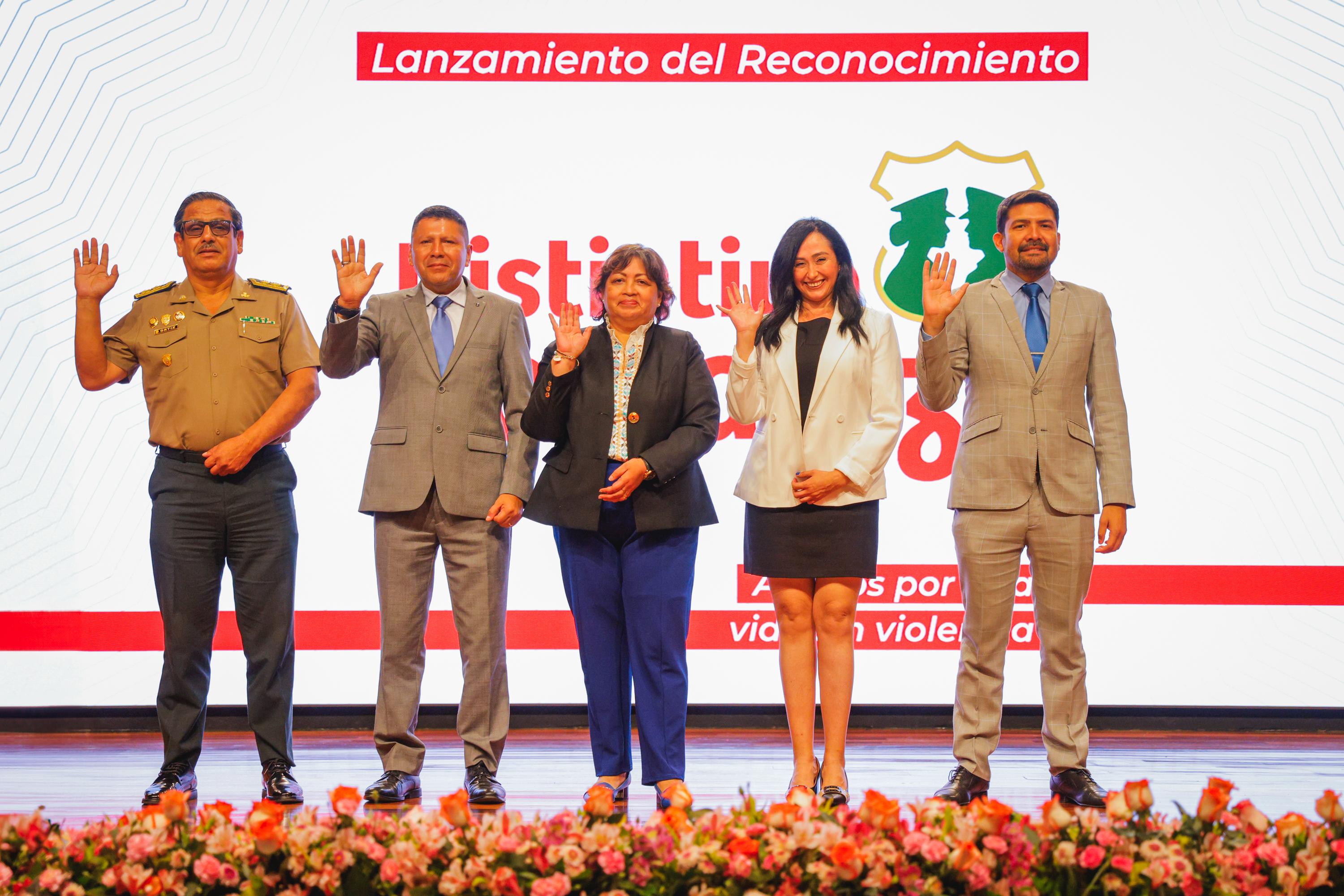 MIMP lanza el “Distintivo Fortaleza”, la estrategia que reconocerá la destacada atención de las comisarías en casos de violencia a la mujer