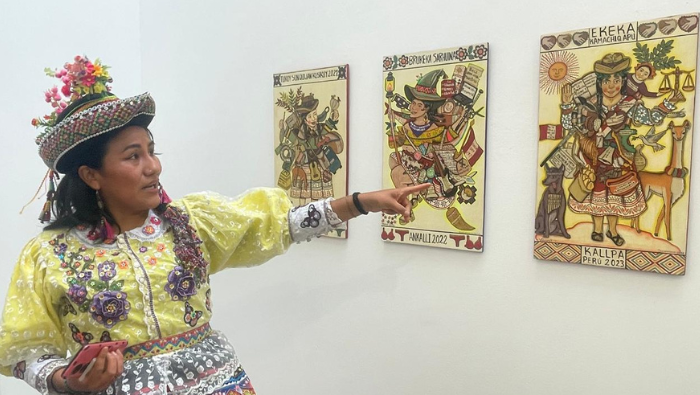 En París inauguran exposición “Cuentos para no dormir” de artistas peruanas