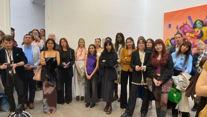 En París inauguran exposición “Cuentos para no dormir” de artistas peruanas