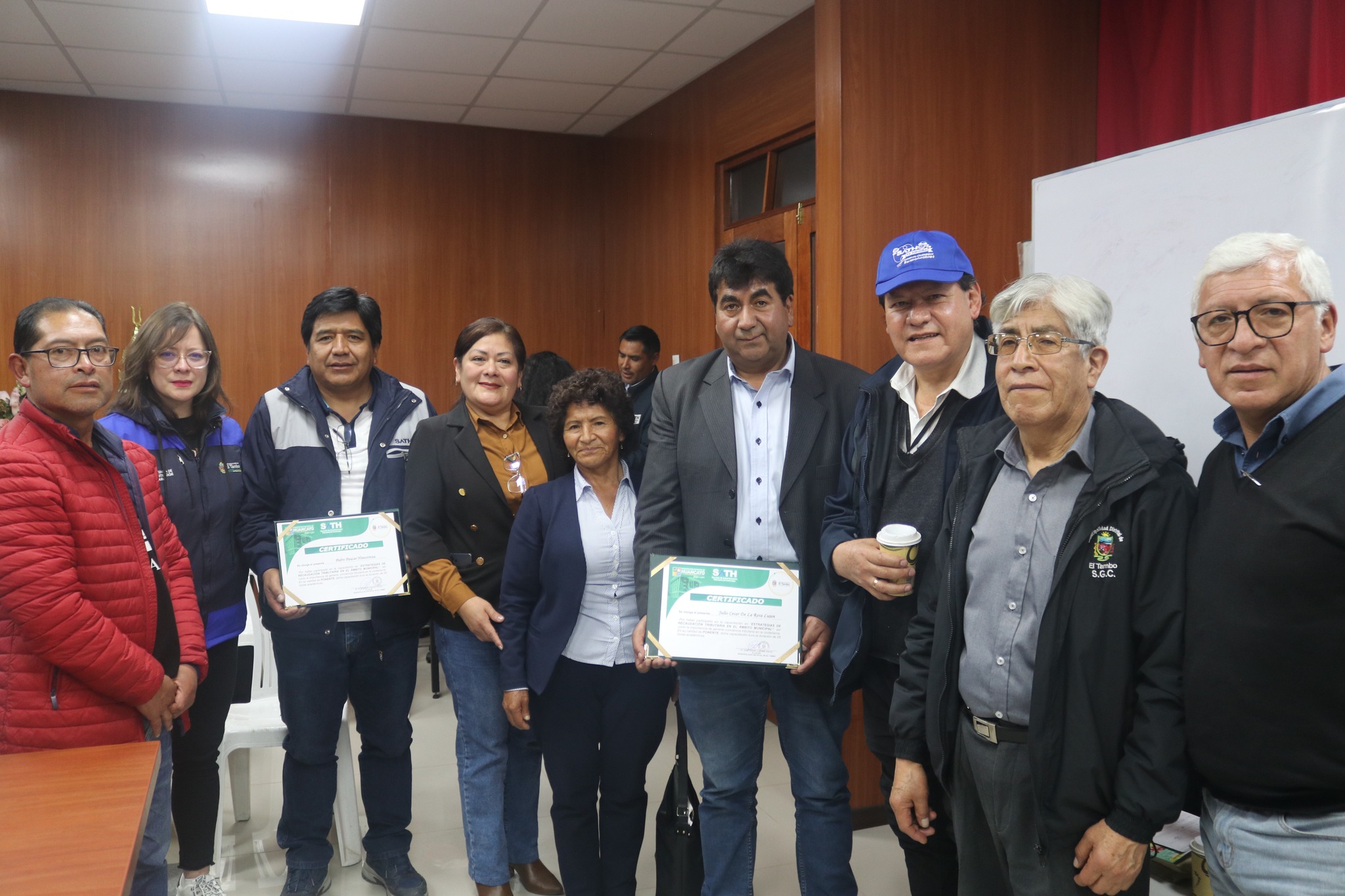 Especialista del SATH instruye al personal de Rentas para optimizar ingresos y financiar más obras en el distrito