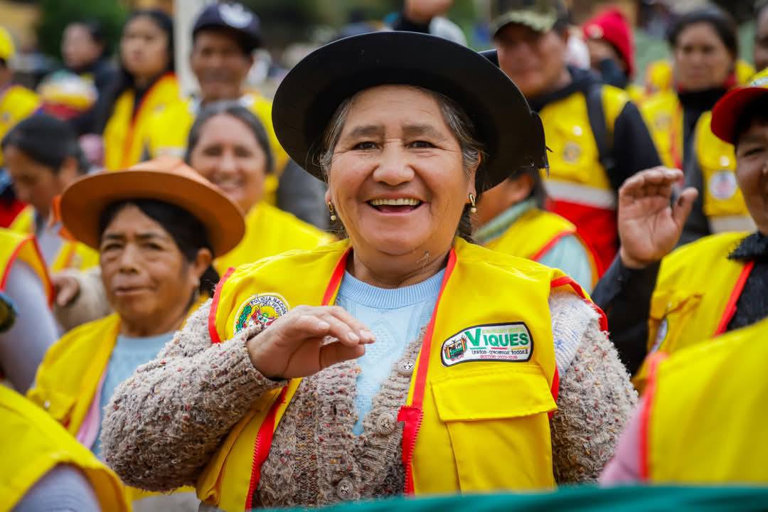Alcalde de El Tambo participa en juramentación de juntas vecinales por la seguridad ciudadana