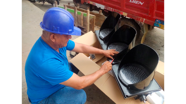 Instalación de semáforos nuevos entre los jirones José Olaya con Santa Inés - Tarapoto.  