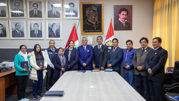 Directora ejecutiva del Pronabec sostuvo reuniones con autoridades de la región Pasco