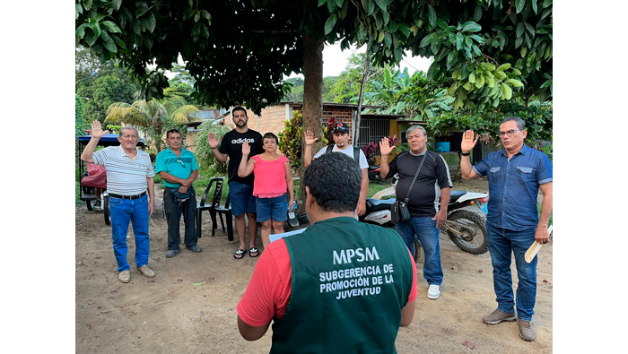 Juramentaci贸n al Comit茅 de Desarrollo y Gesti贸n del sector Achual".