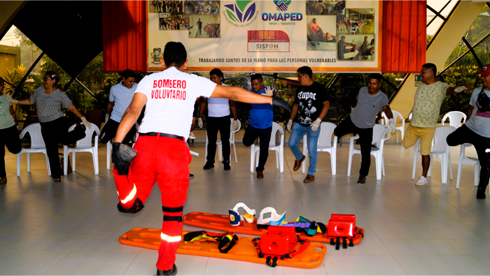 Capacitación en primeros auxilios.