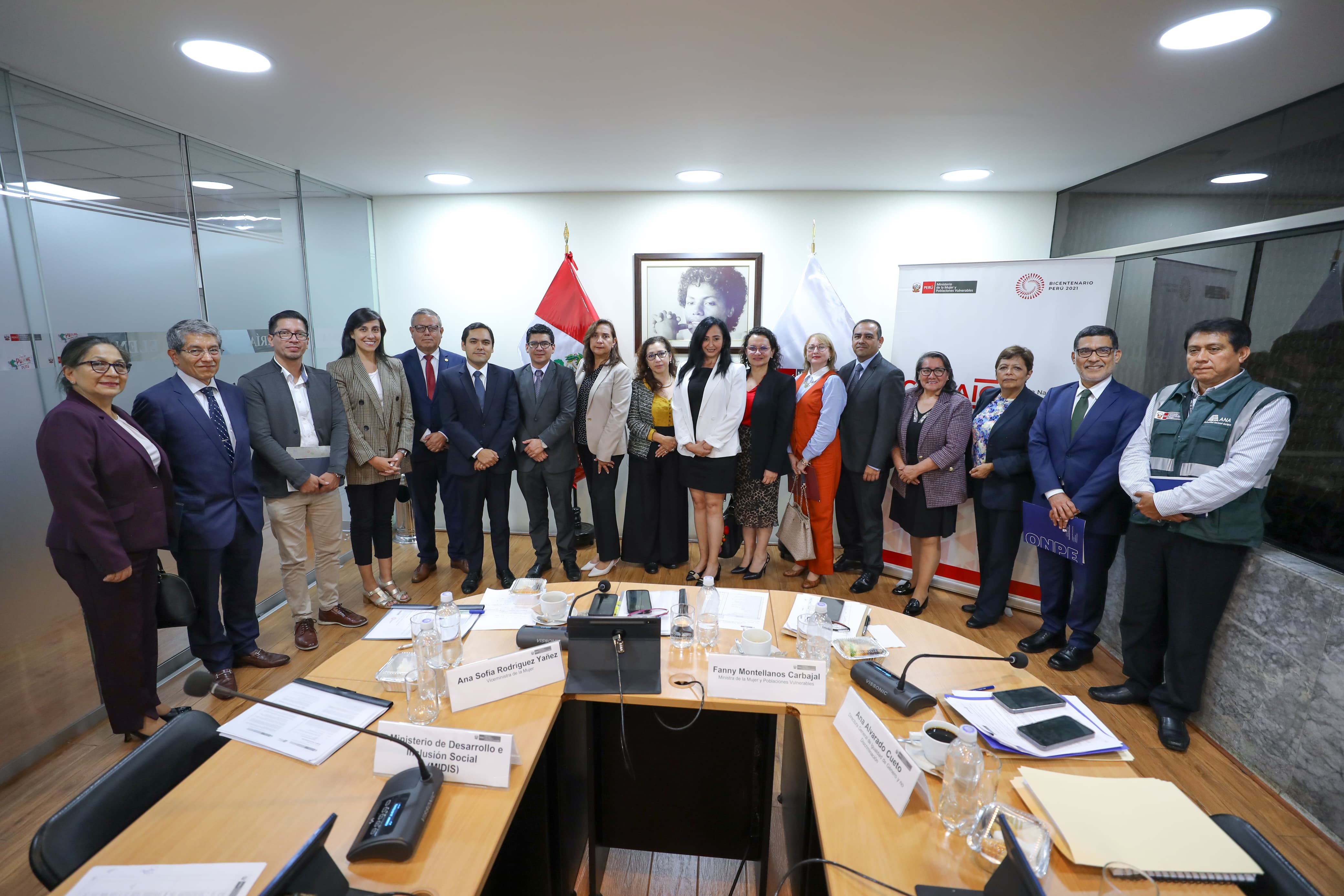 MIMP lidera reunión multisectorial donde se aprobaron medidas para garantizar igualdad entre mujeres y hombres