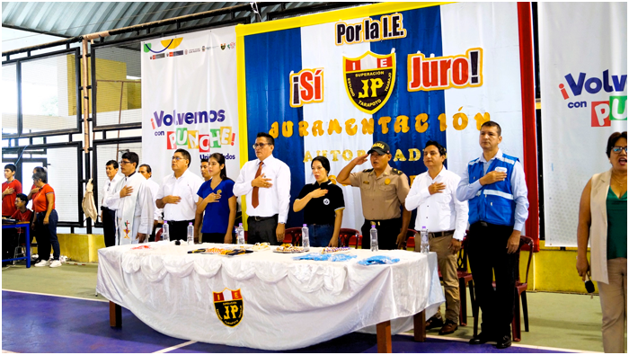 Juramentan promotores escolares de la I.E JimΓ©nez Pimentel.