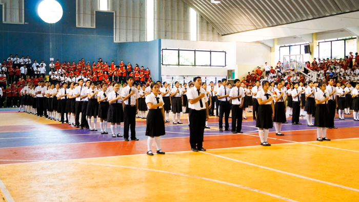 Juramentan promotores escolares de la I.E JimΓ©nez Pimentel.