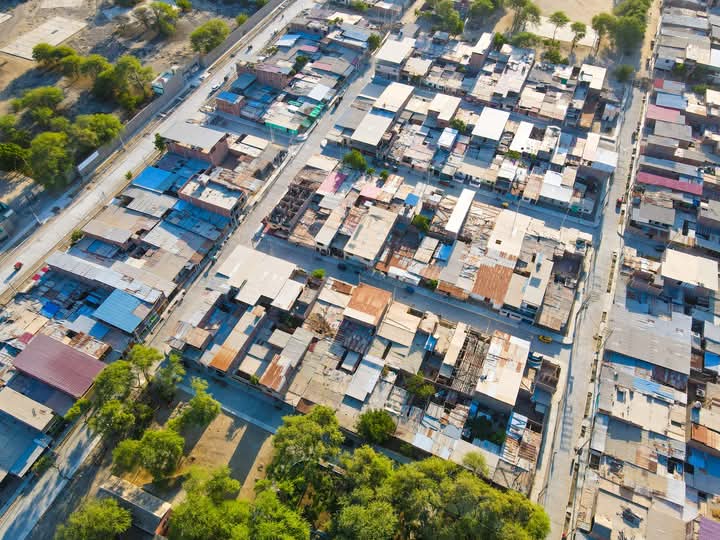 Gobierno Regional Piura construye más de 9 km de pistas y veredas en Nueva Esperanza: es la obra más grande de Veintiséis de Octubre