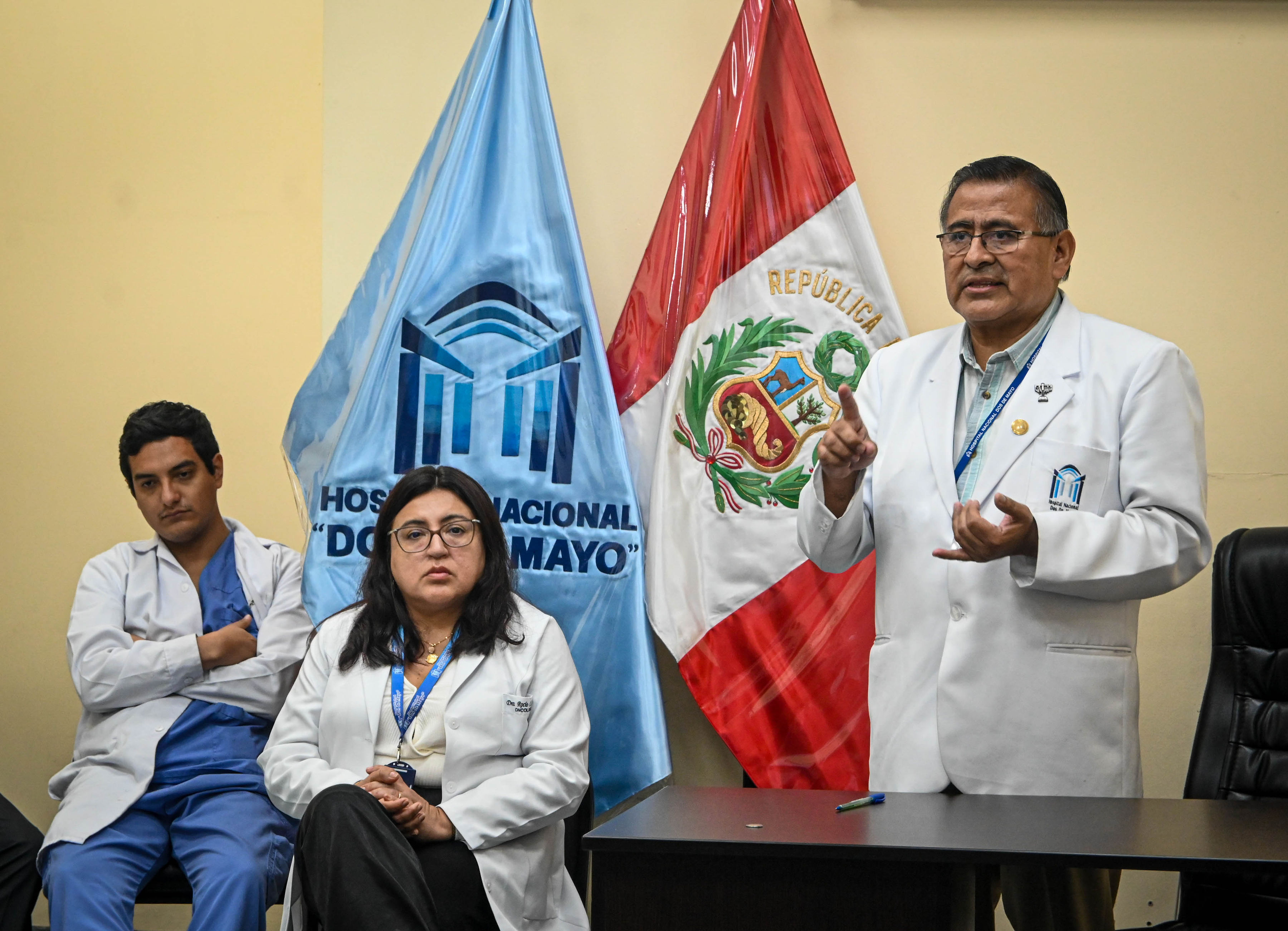 Residentes del Hospital Nacional Dos de Mayo obtienen primer puesto en competencia interhospitalaria de cirugía general