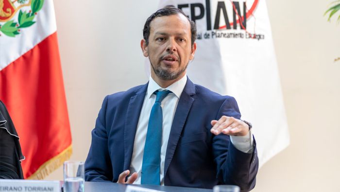 Presidente del Ceplan en presentación de Pulso Local ante Municipalidad de Surquillo