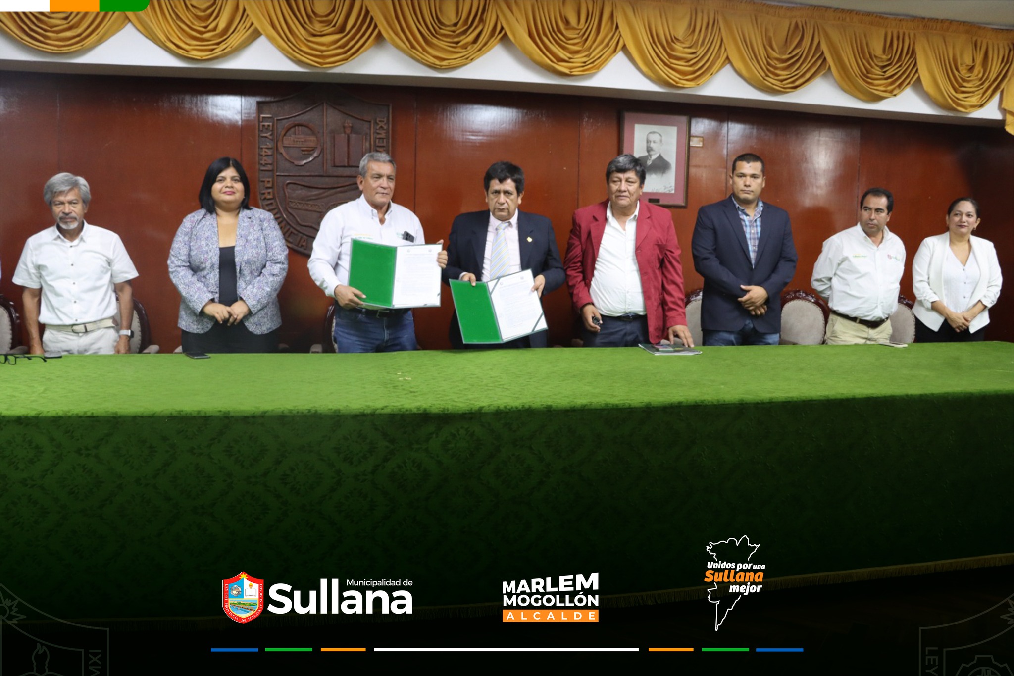 Alcalde Marlem Mogollón y UGEL Sullana firman convenio por la educación