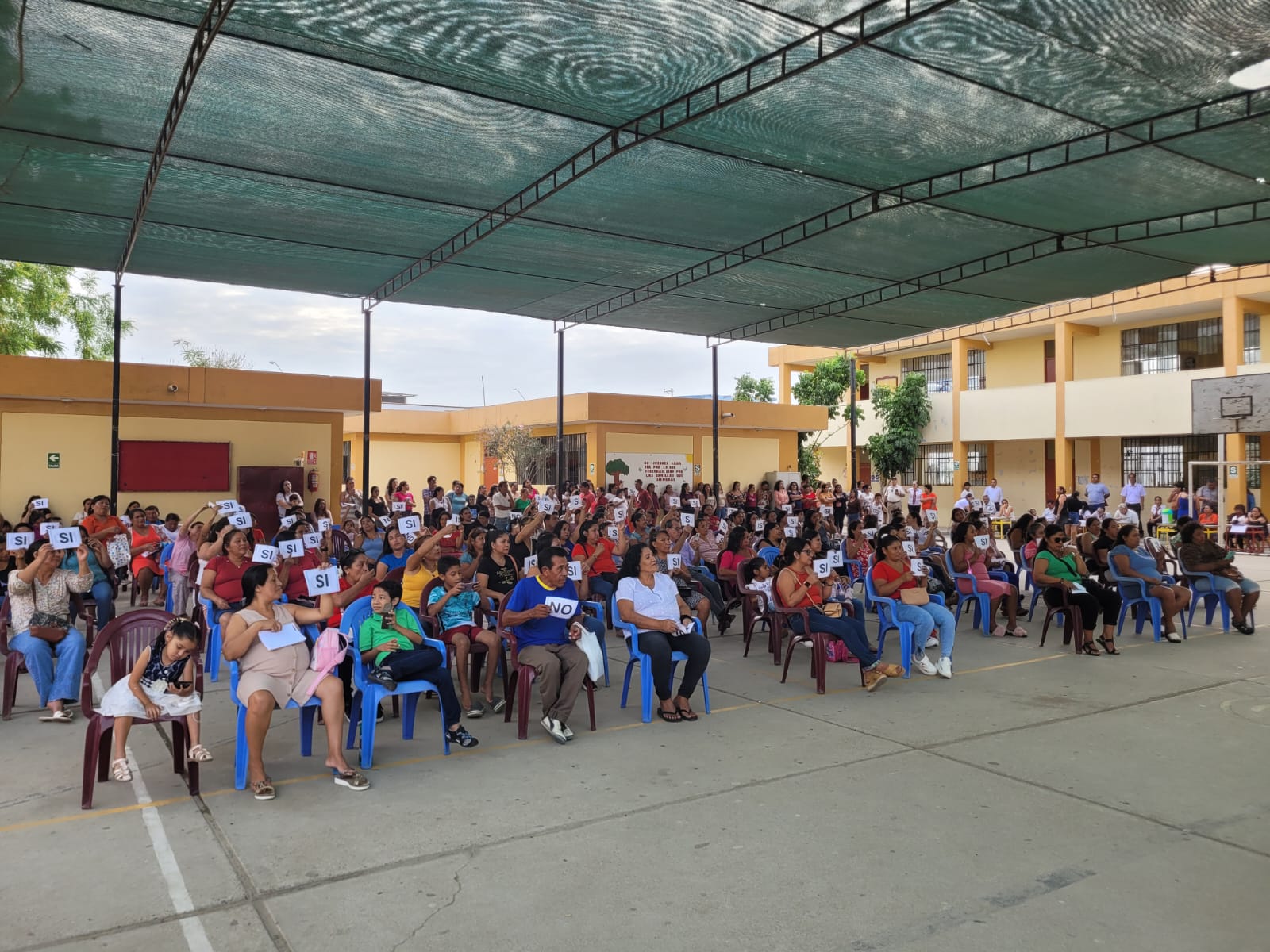 Municipalidad de Sullana impulsa la prevención de drogas con “Escuela de familia” en la I.E. Carlos Augusto Salaverry