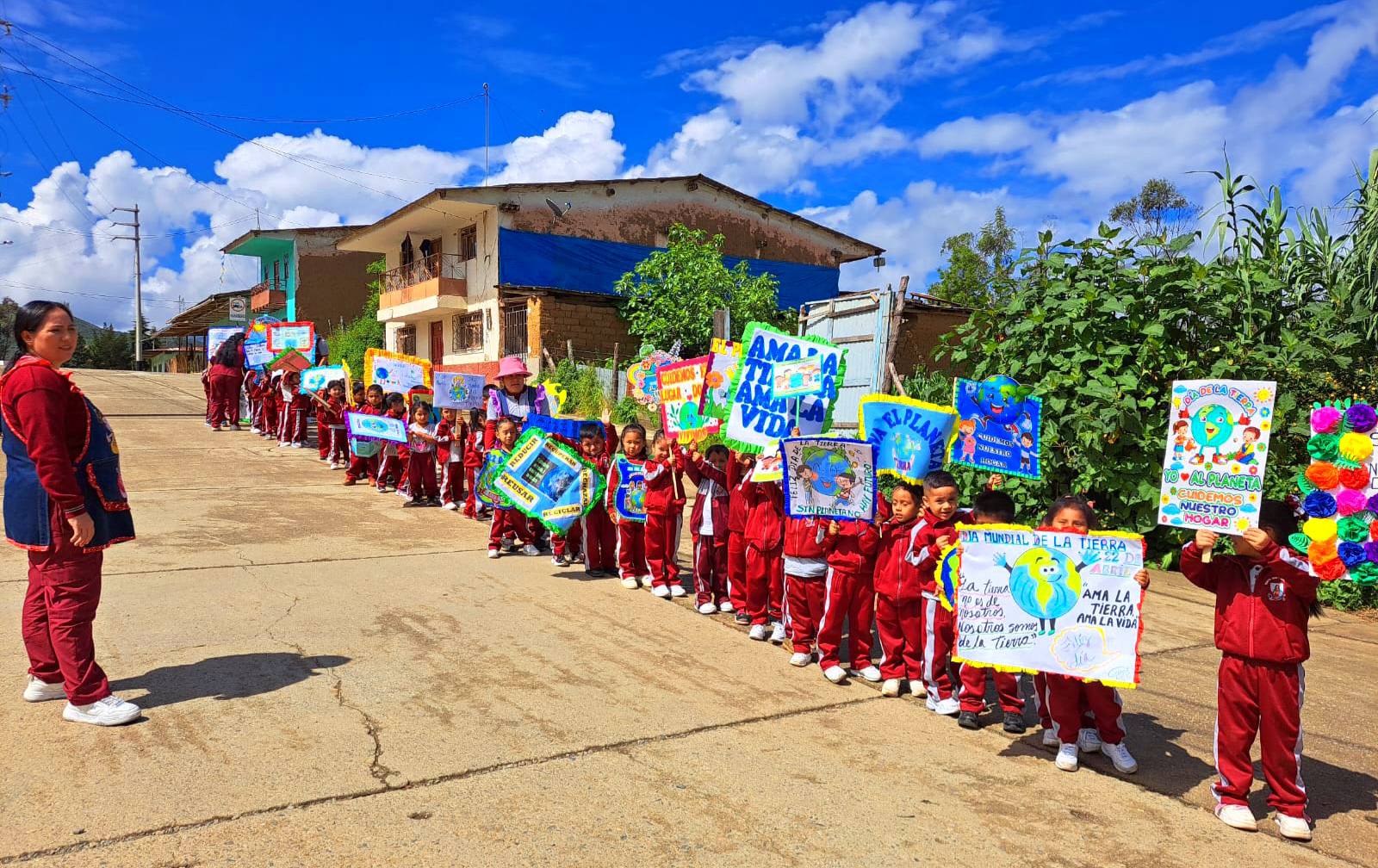 Se realizó pasacalle por el Día Internacional de la Tierra