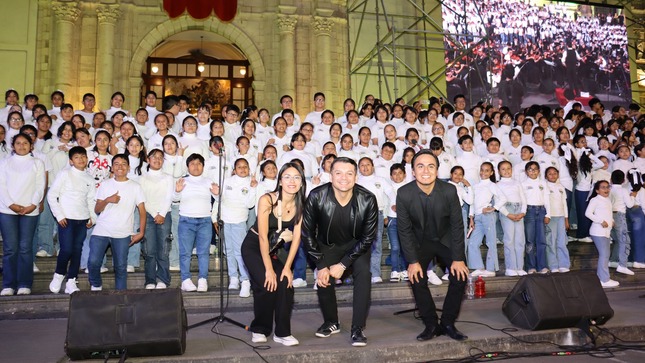 ¡Nuestros niños del coro “Cantores de Huaral” brillaron en la capital!
