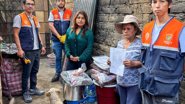 Municipalidad provincial de Huaral brinda ayuda humanitaria a familia afectada por incendio en San Martín de Porres