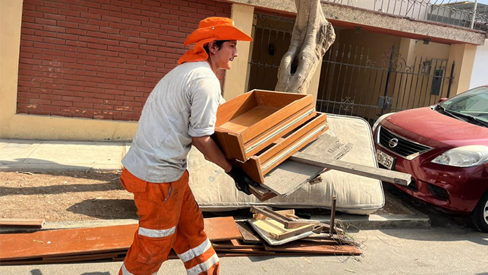 Material en desuso fue recogidos en tres campañas realizadas en distintos puntos del distrito.